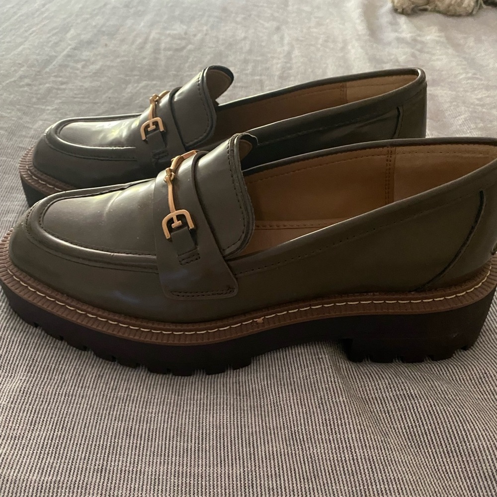 Never worn Sam Edelman loafers
